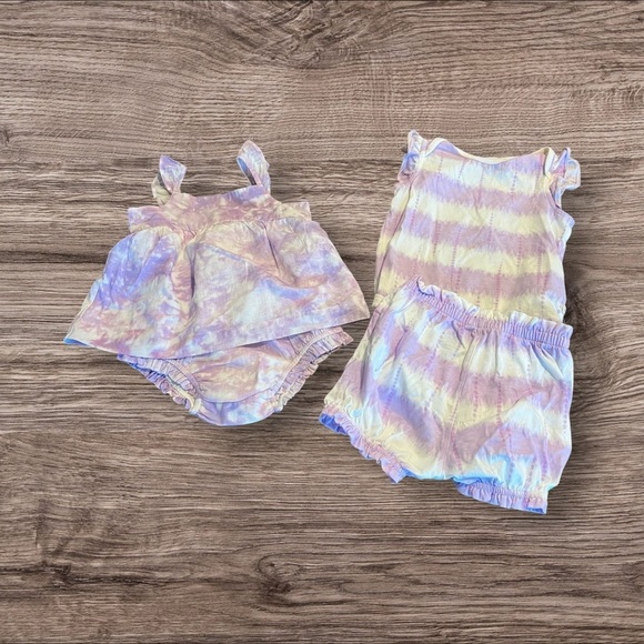 GAP Other - Baby Gap Girls Outfits Onesie Bloomer Size 18-24 months. Lot of 2. Purple